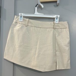 Forever 21 Faux Croc Leather Skort w Side Slit (New with Tags!)